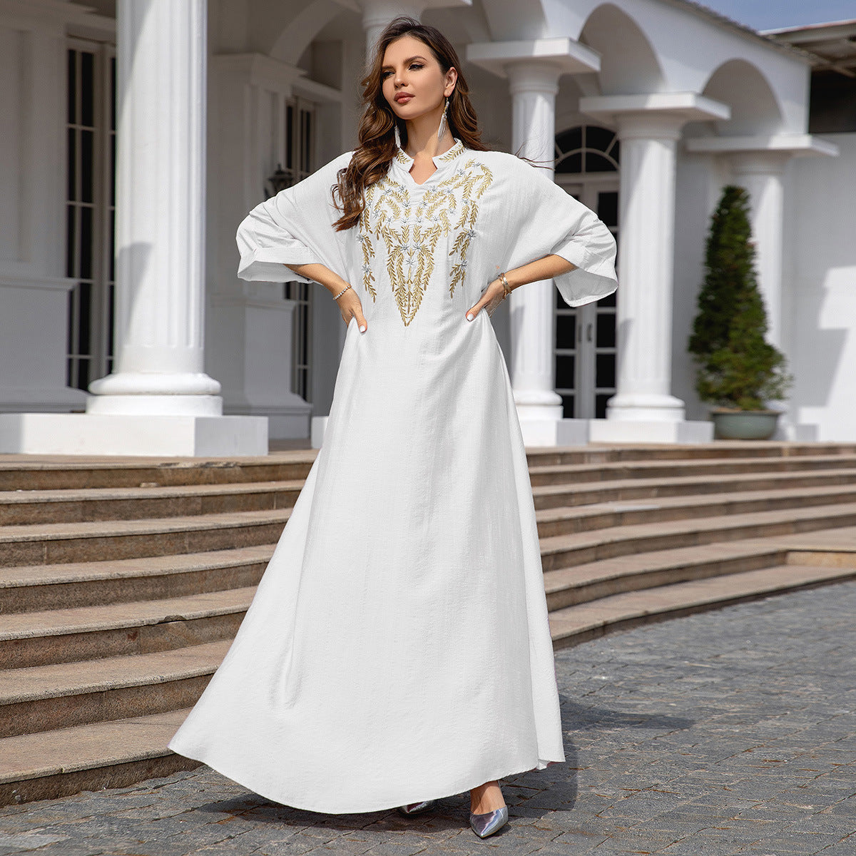 Robe brodée