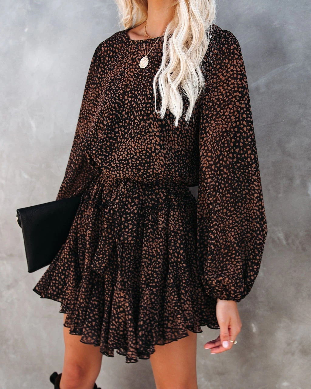Robe Courte Élégante