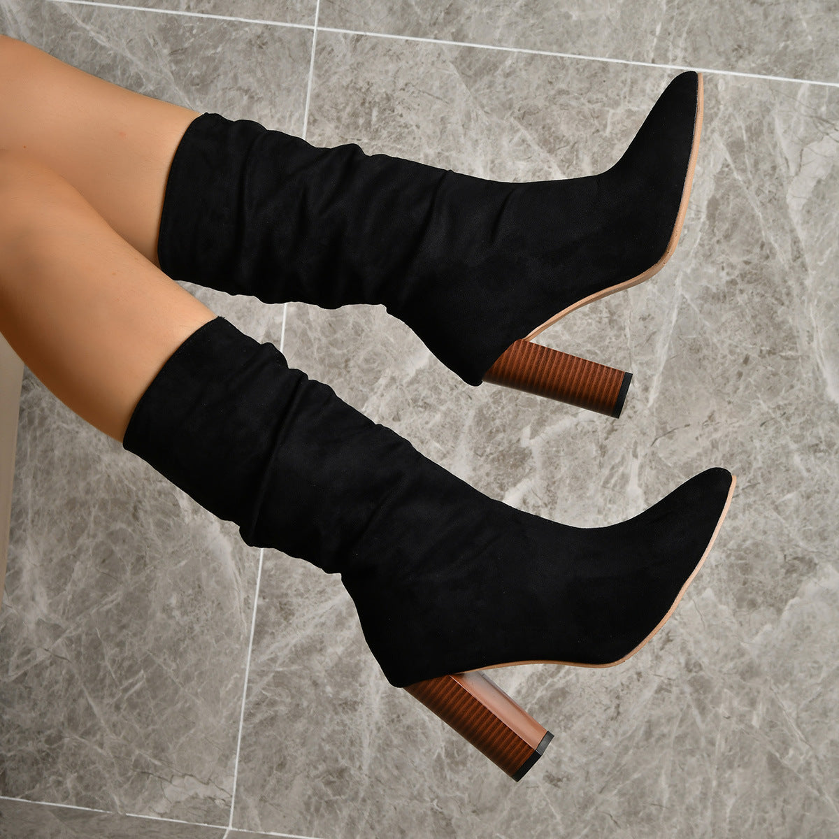 Bottes pointu talons hauts