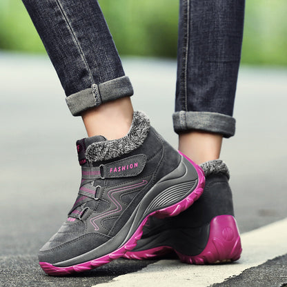 Chaussures de randonnée , en cuir véritable
