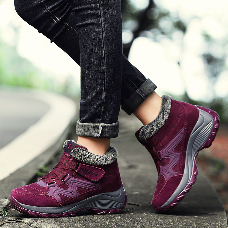 Chaussures de randonnée , en cuir véritable