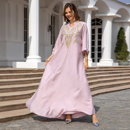 Robe brodée