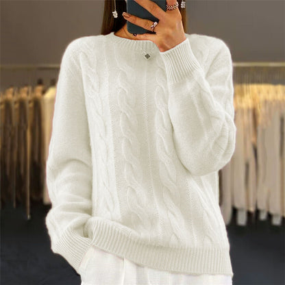 Pull en tricot torsadé