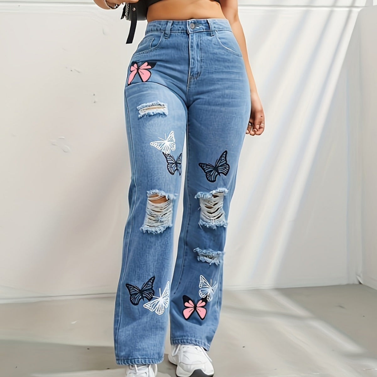 butterfly print ripped denim pants 🦋
