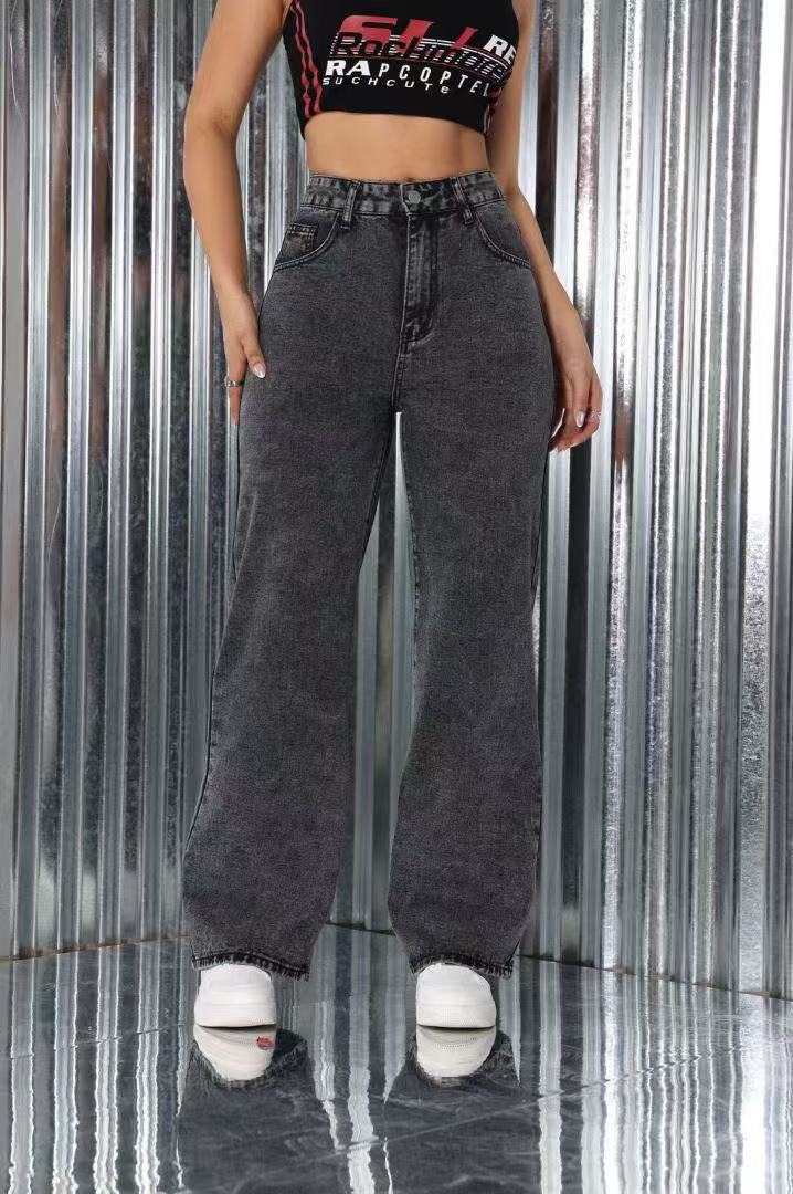High-waisted, straight-leg embroidered jeans