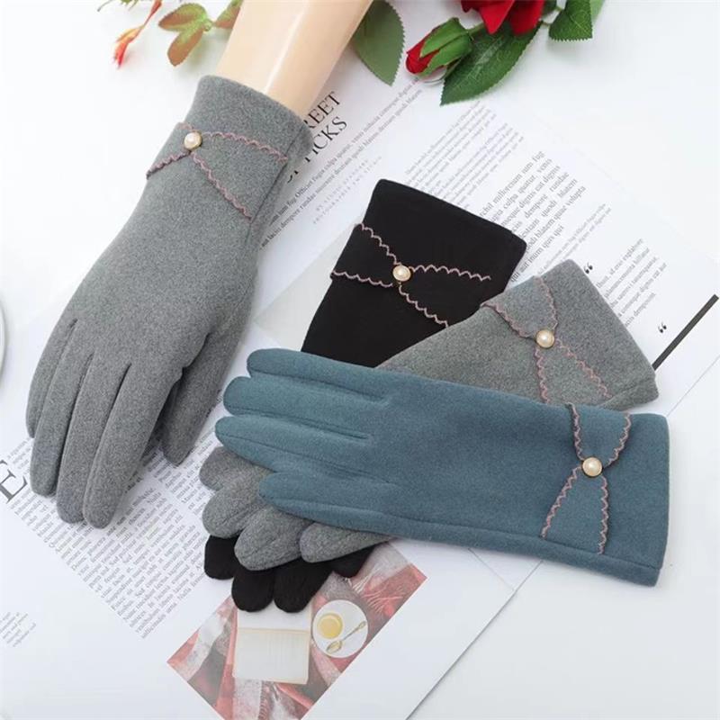 Gants en velours de daim