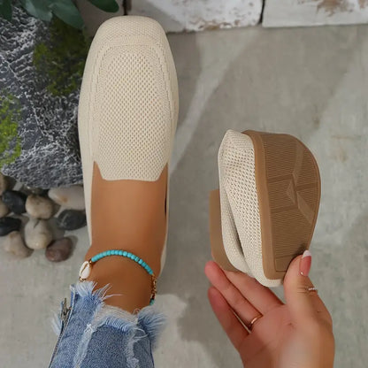 Knitted flat loafers
