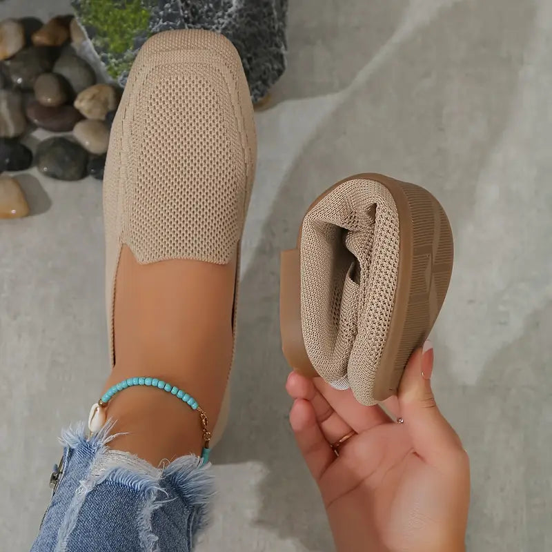 Knitted flat loafers