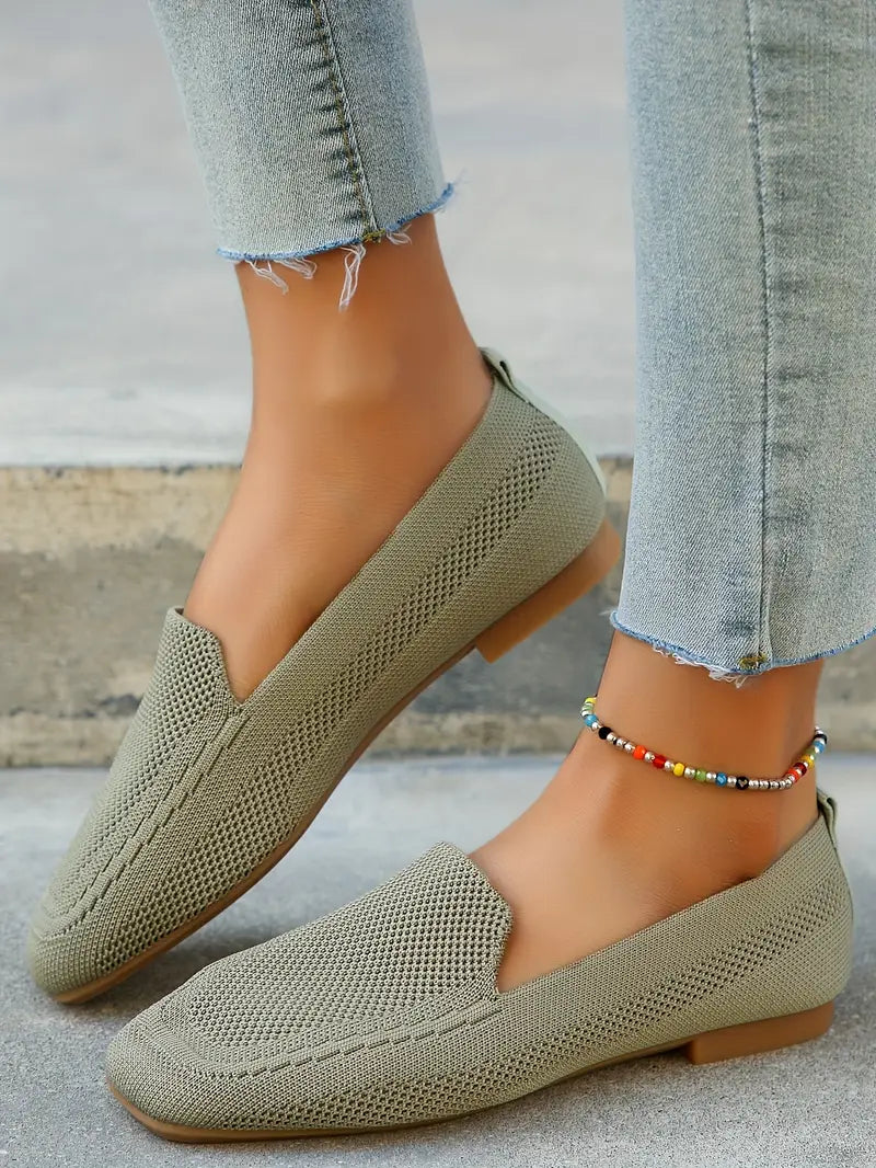 Knitted flat loafers