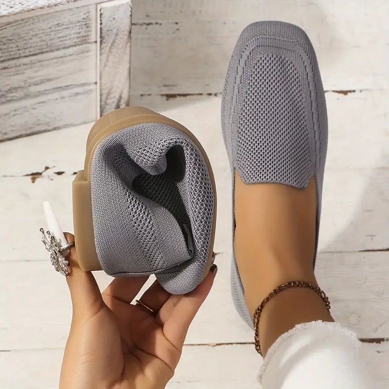 Knitted flat loafers