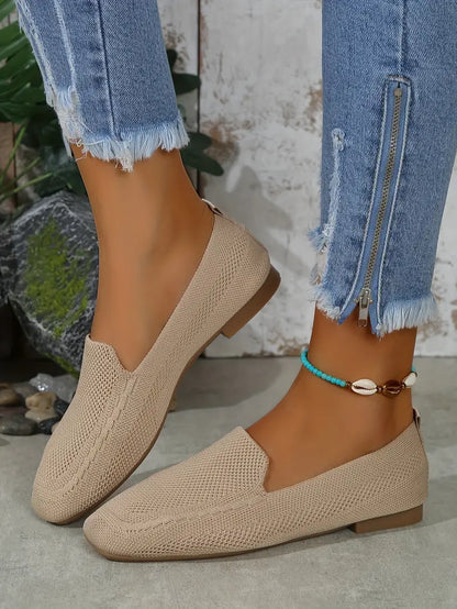 Knitted flat loafers