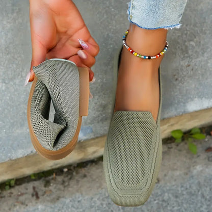 Knitted flat loafers