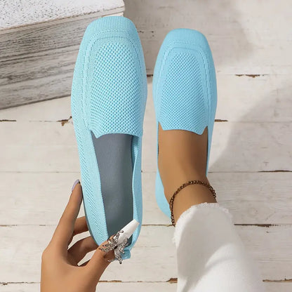 Knitted flat loafers